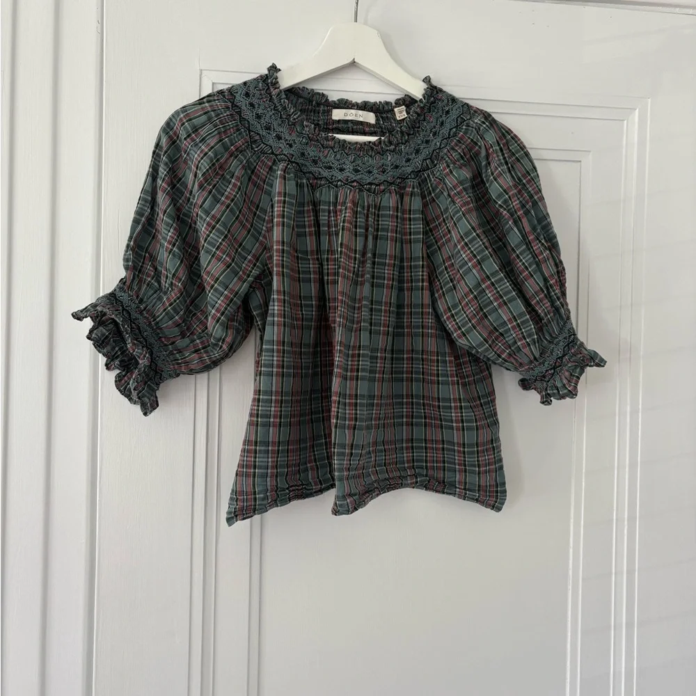 Doen Plaid Smocked Yoke Cotton Blouse in Green and Blue